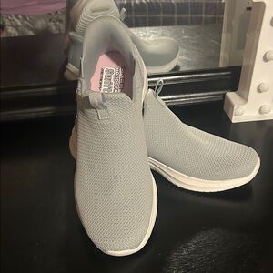 Skechers Women's Light Gray Slip-On Sneakers